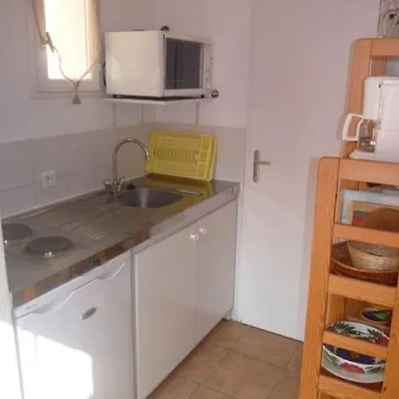 Le Mazet 40 Holiday home *